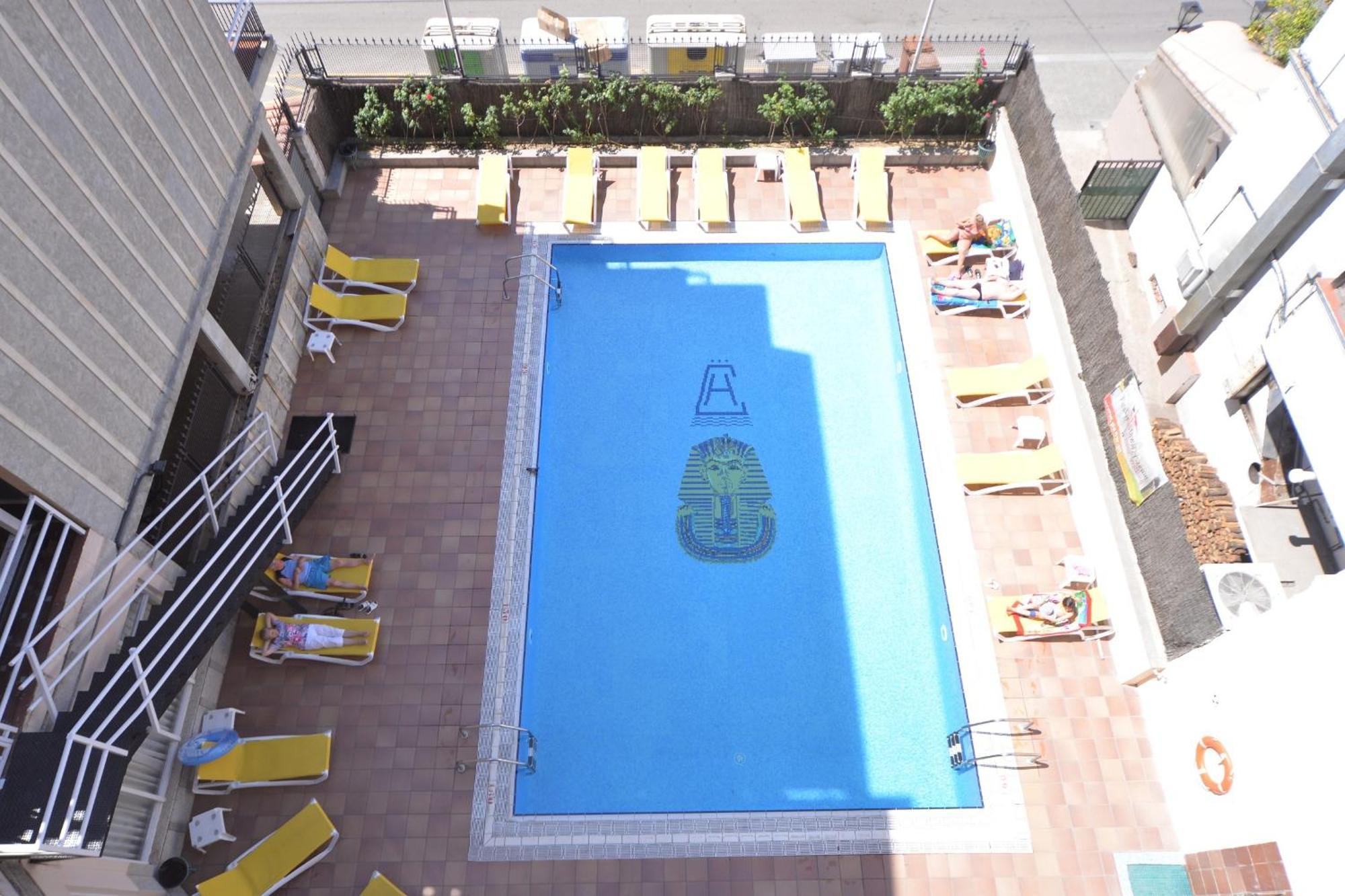 Bluesea Copacabana Lloret de Mar Esterno foto